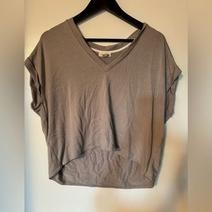 cropped aritzia top